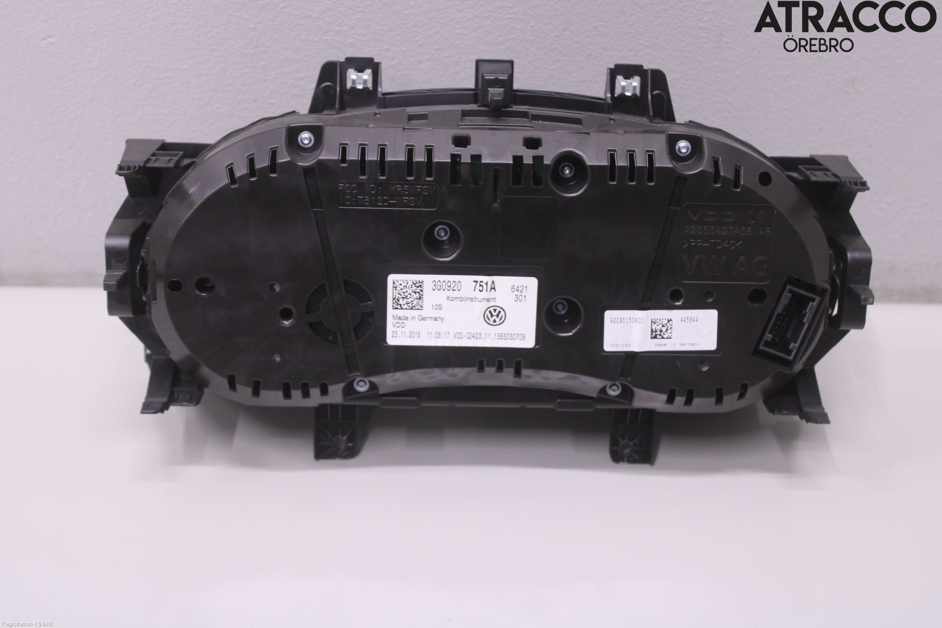Volkswagen VW PASSAT 15-19 Instr Kombinert