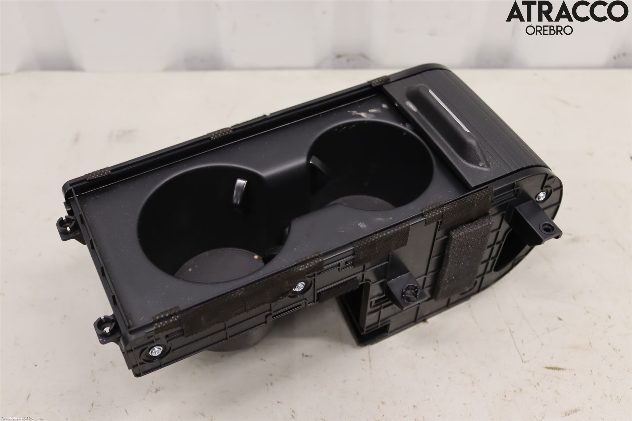 Kia CEED/CEED SW 19- Innr Koppholder