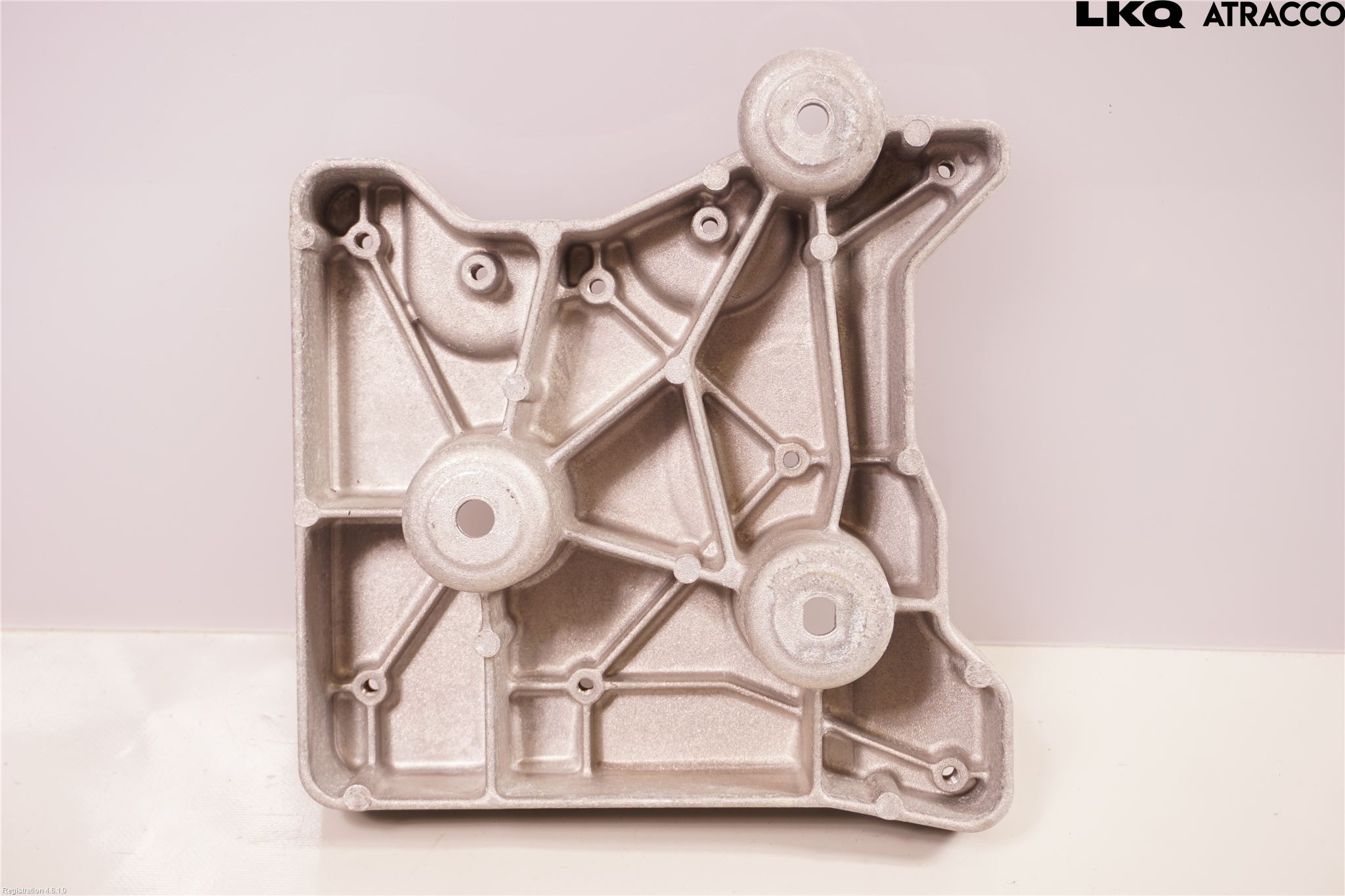 Nissan QASHQAI 17-21 Batterikasse - Feste - Holder