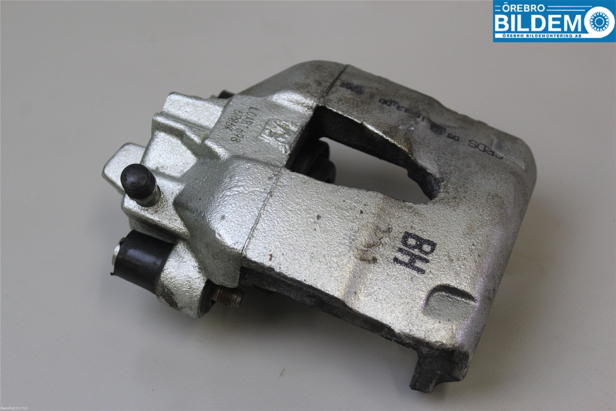 Volkswagen VW POLO 10-17 Bremsecaliper Foran Høyre