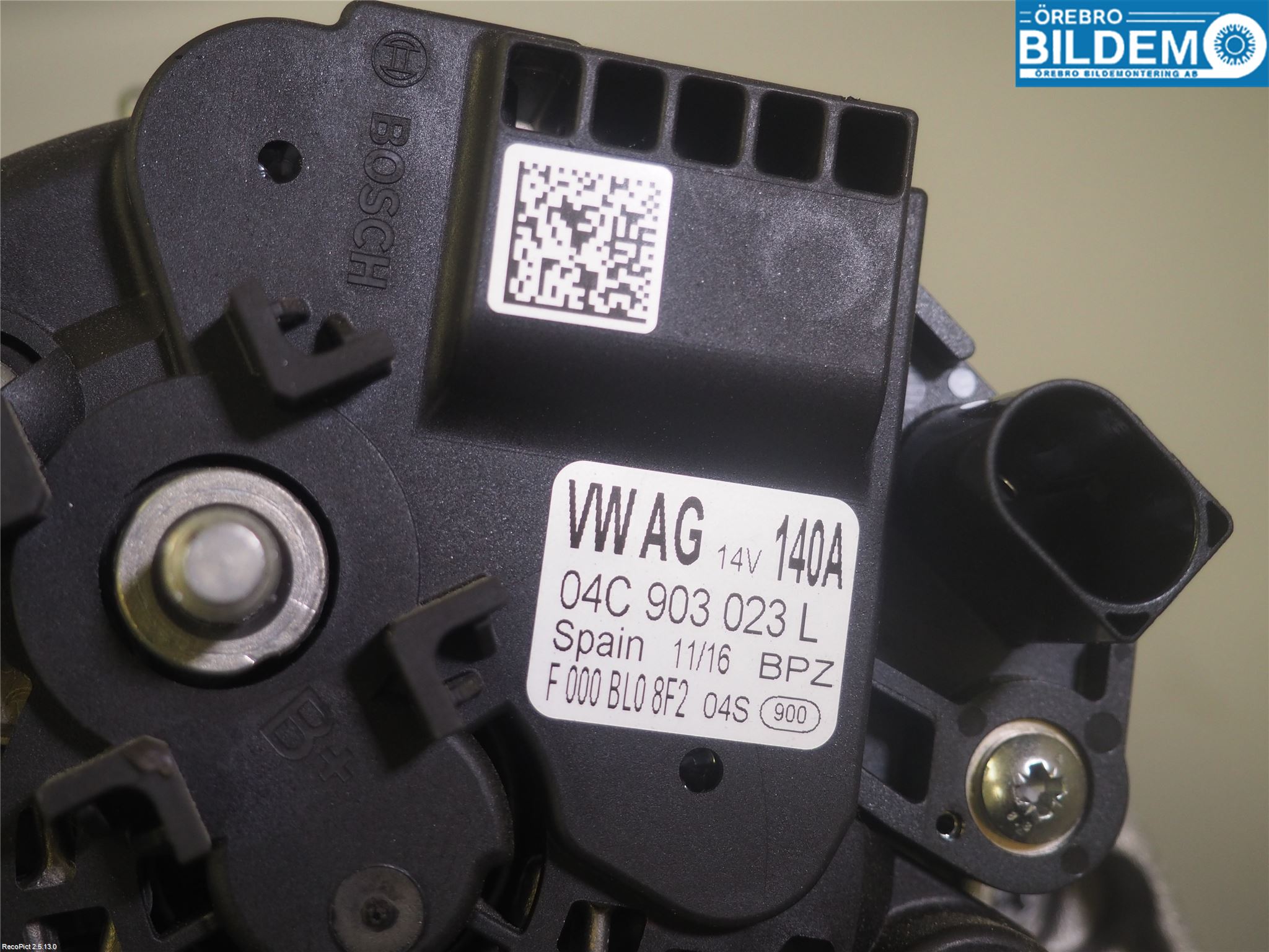 Volkswagen VW POLO 10-17 Dynamo