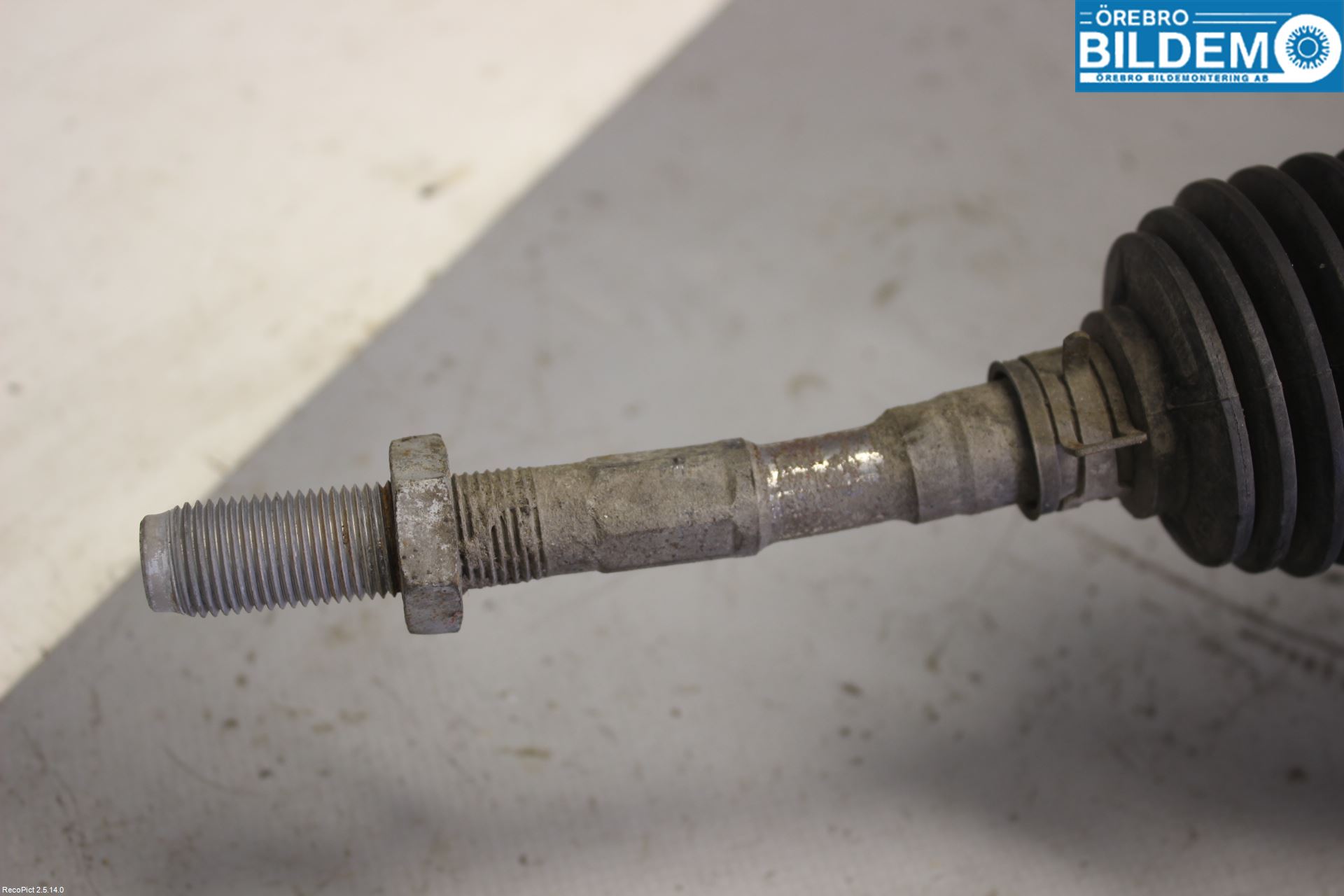 Peugeot 208 12-15 Servo Snekke - Tannstang