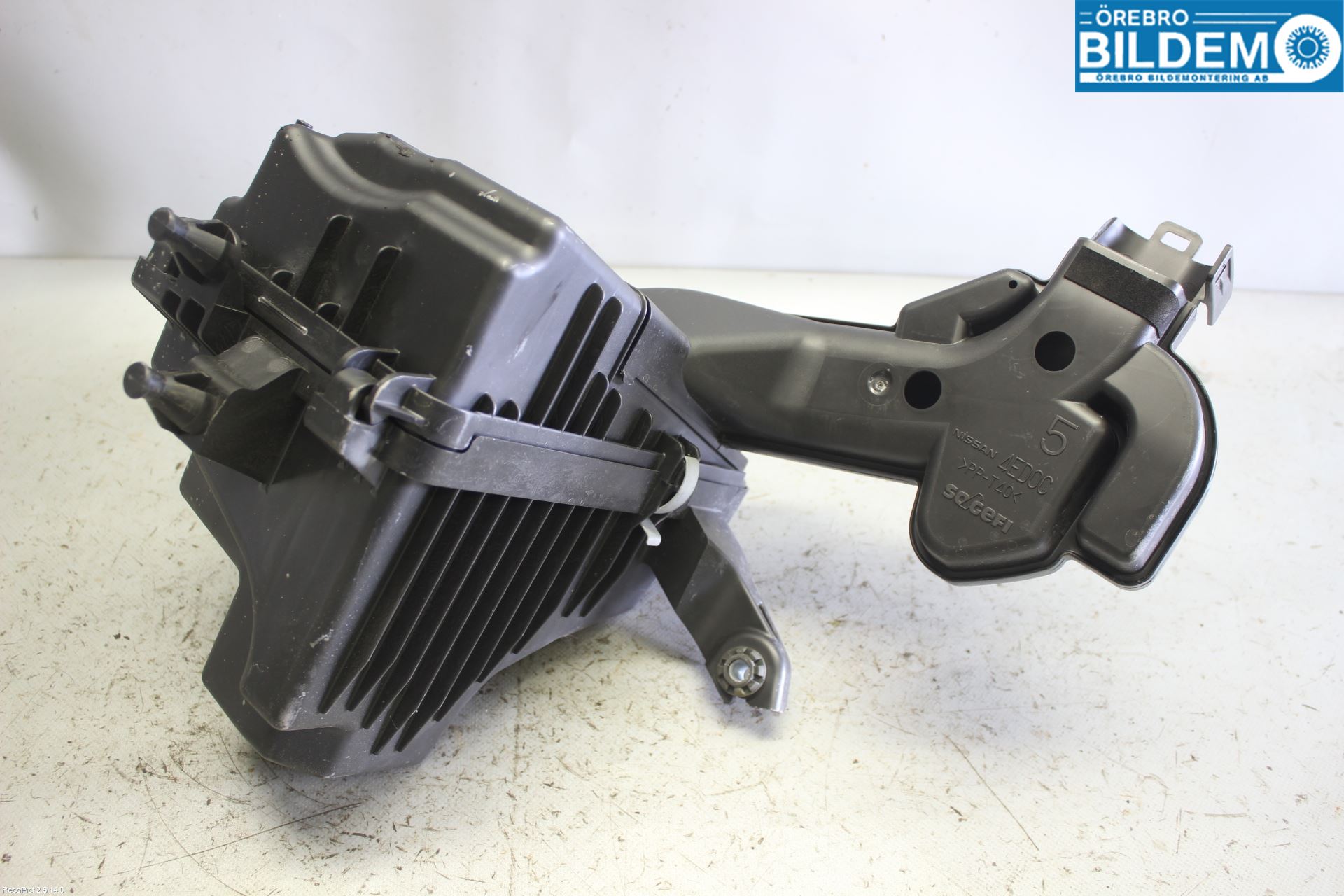 Nissan QASHQAI 14-17 Luftfilter Boks