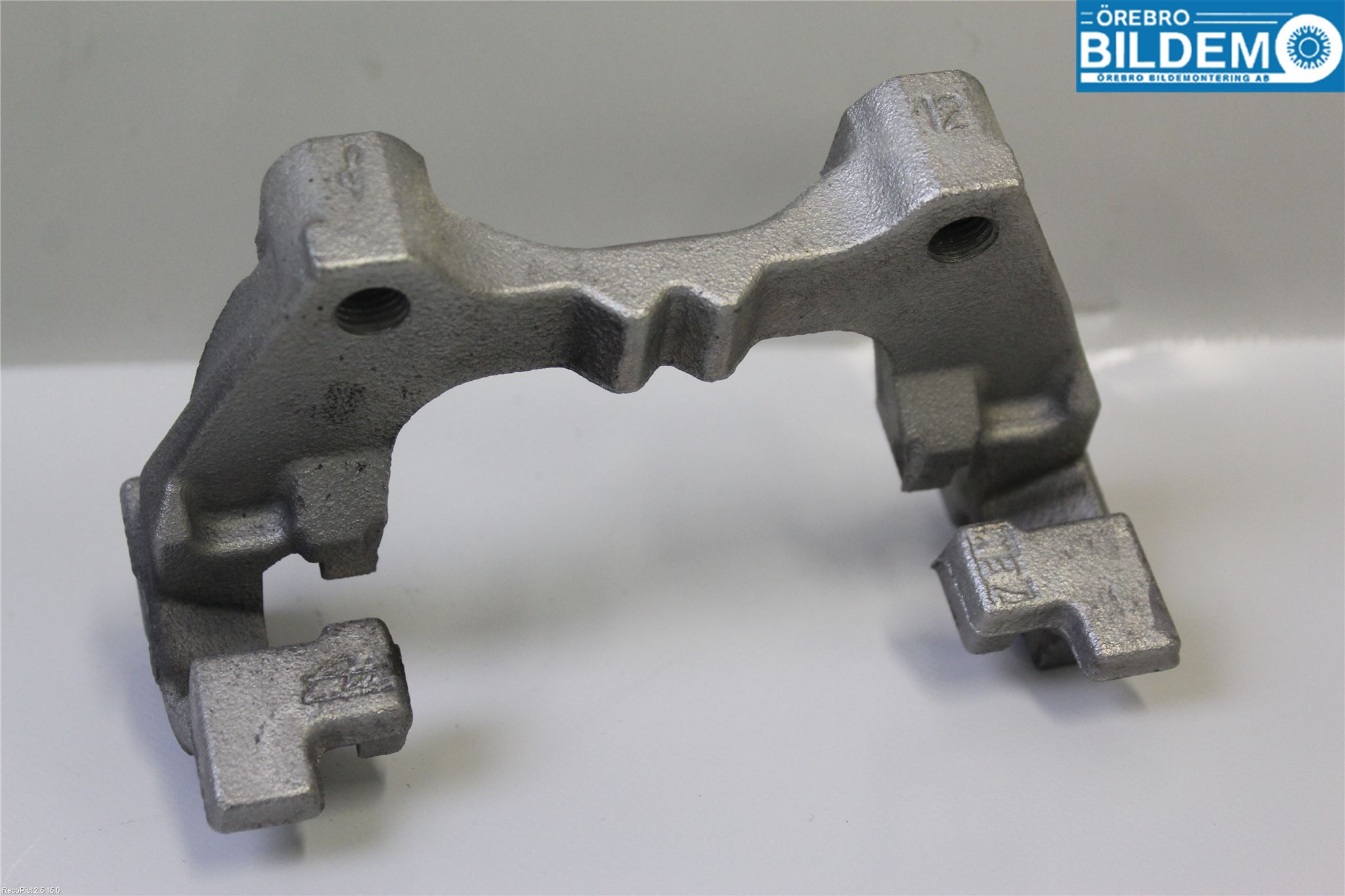 Volkswagen VW GOLF / E-GOLF VII 13-20 Bremsecaliper Feste Holder