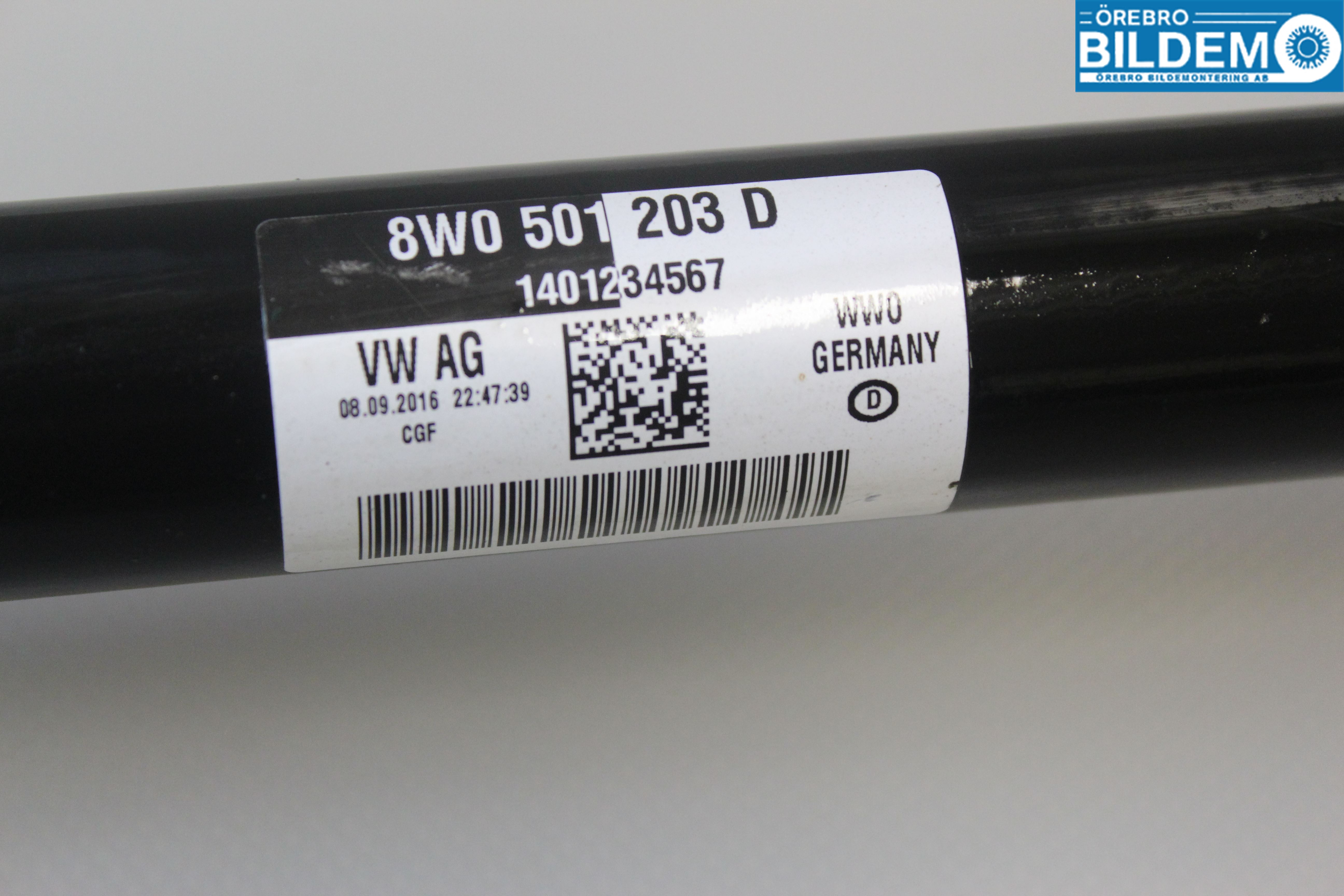 Audi A4/S4 B9 16-19 Drivaksel Bak Kompl Venstre