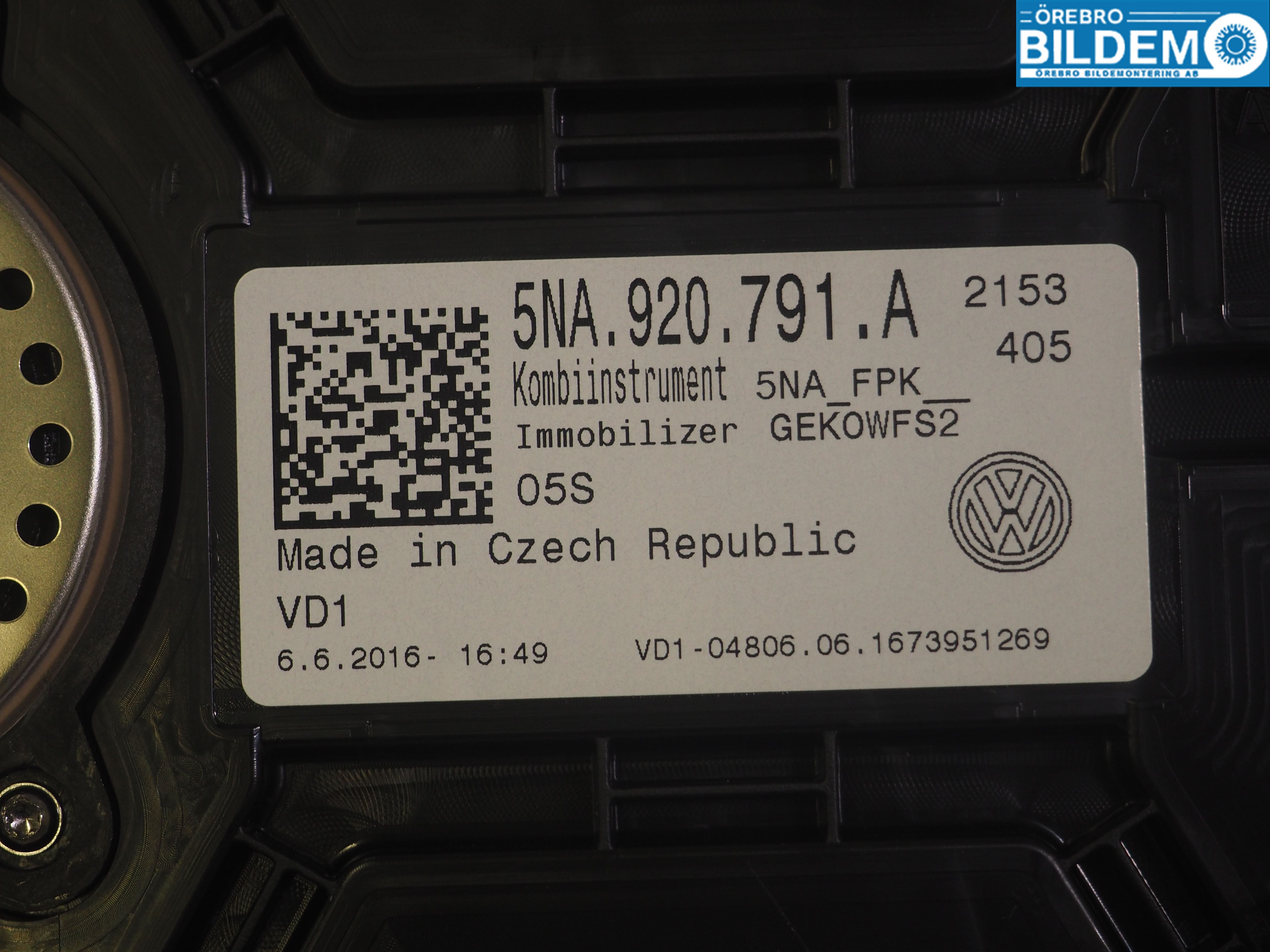Volkswagen VW TIGUAN 16-24 Instr Kombinert