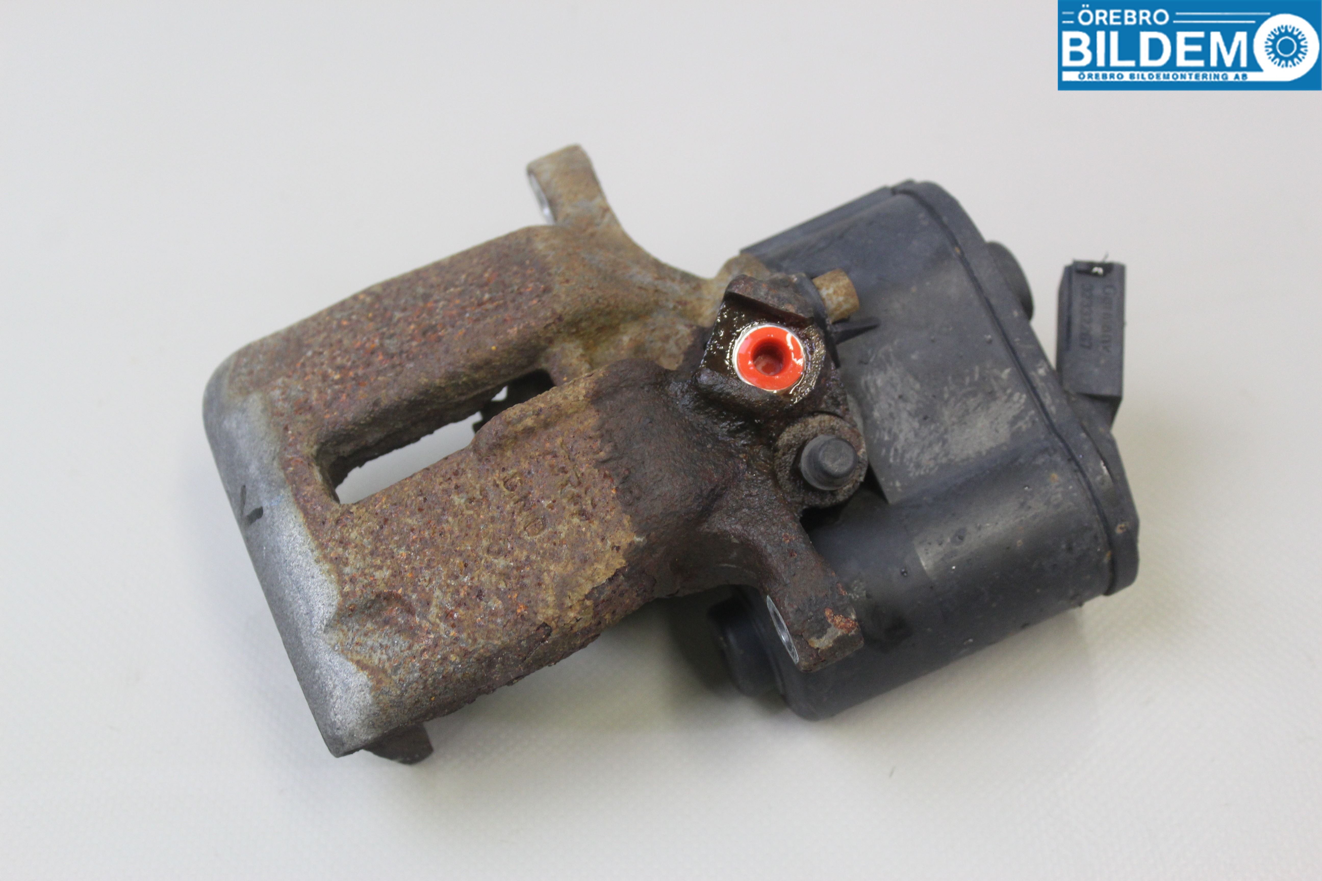 Volkswagen VW PASSAT 11-14 Bremsecaliper Bak Venstre