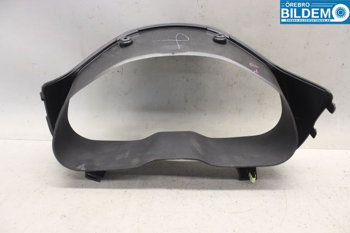 Subaru OUTBACK 10-15 Instrument Ramme