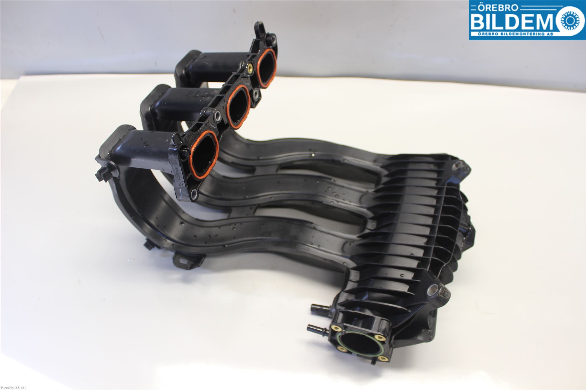 Citroen C4 CACTUS 14-20 Innsugningsmanifold