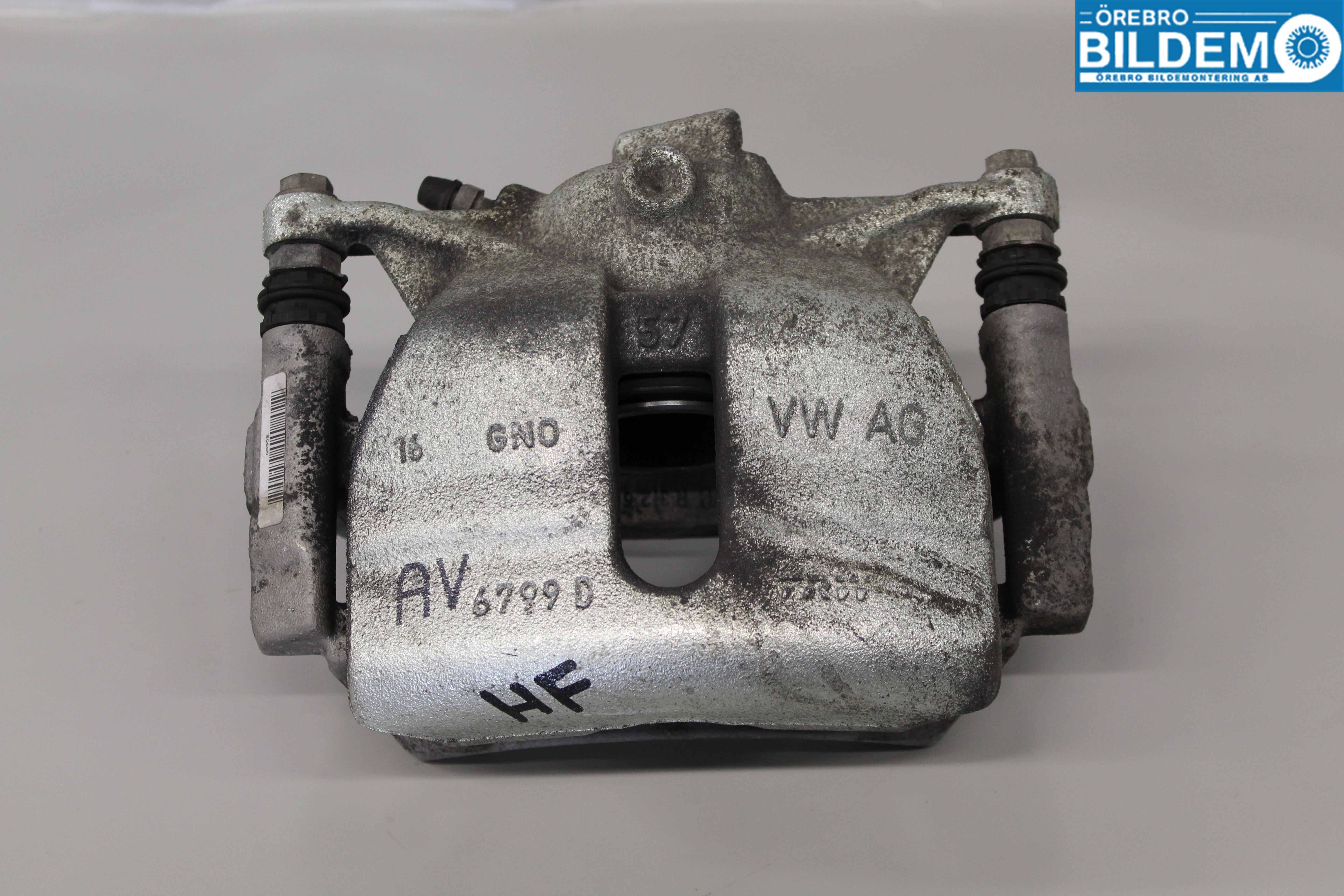 Volkswagen VW PASSAT 15-19 Bremsecaliper Foran Høyre