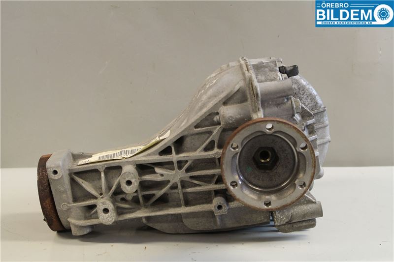 Audi A4 12-15 Bakaksel Kardang Bak -Diff
