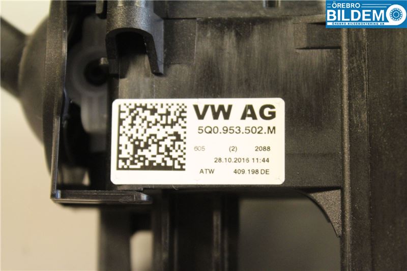 Volkswagen VW PASSAT 15-19 Bryter Ratt Kombi H Og V