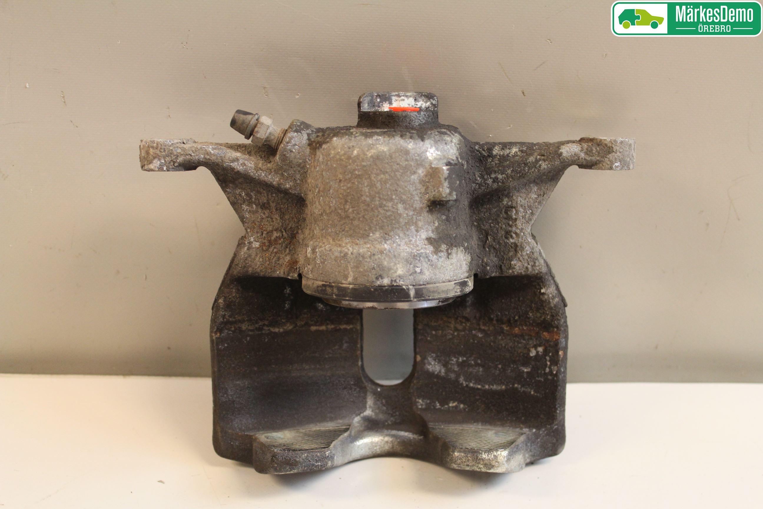 Volkswagen VW PASSAT 15-19 Bremsecaliper Foran Venstre