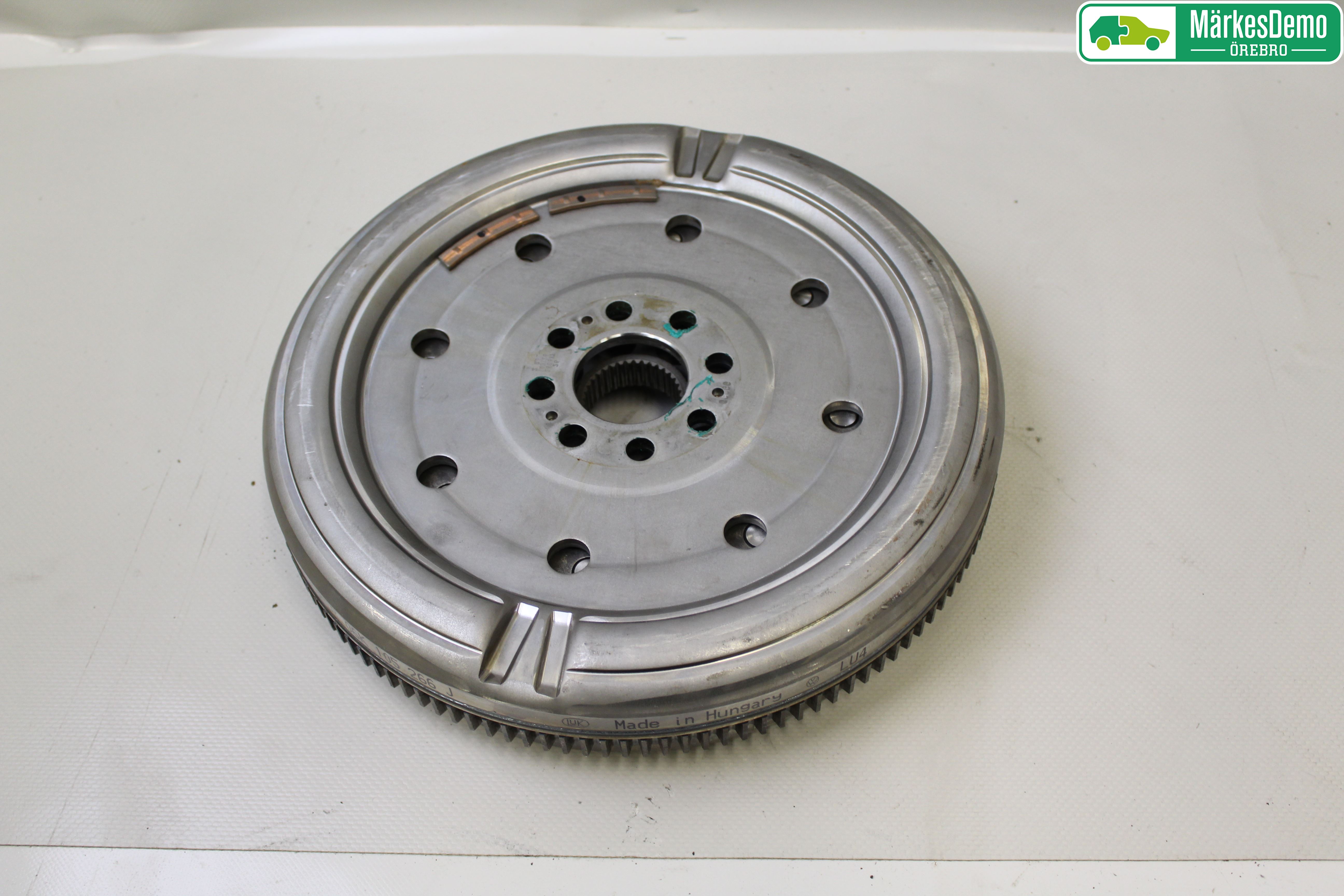 Volkswagen VW GOLF / E-GOLF VII 13-20 Svinghjul Automat
