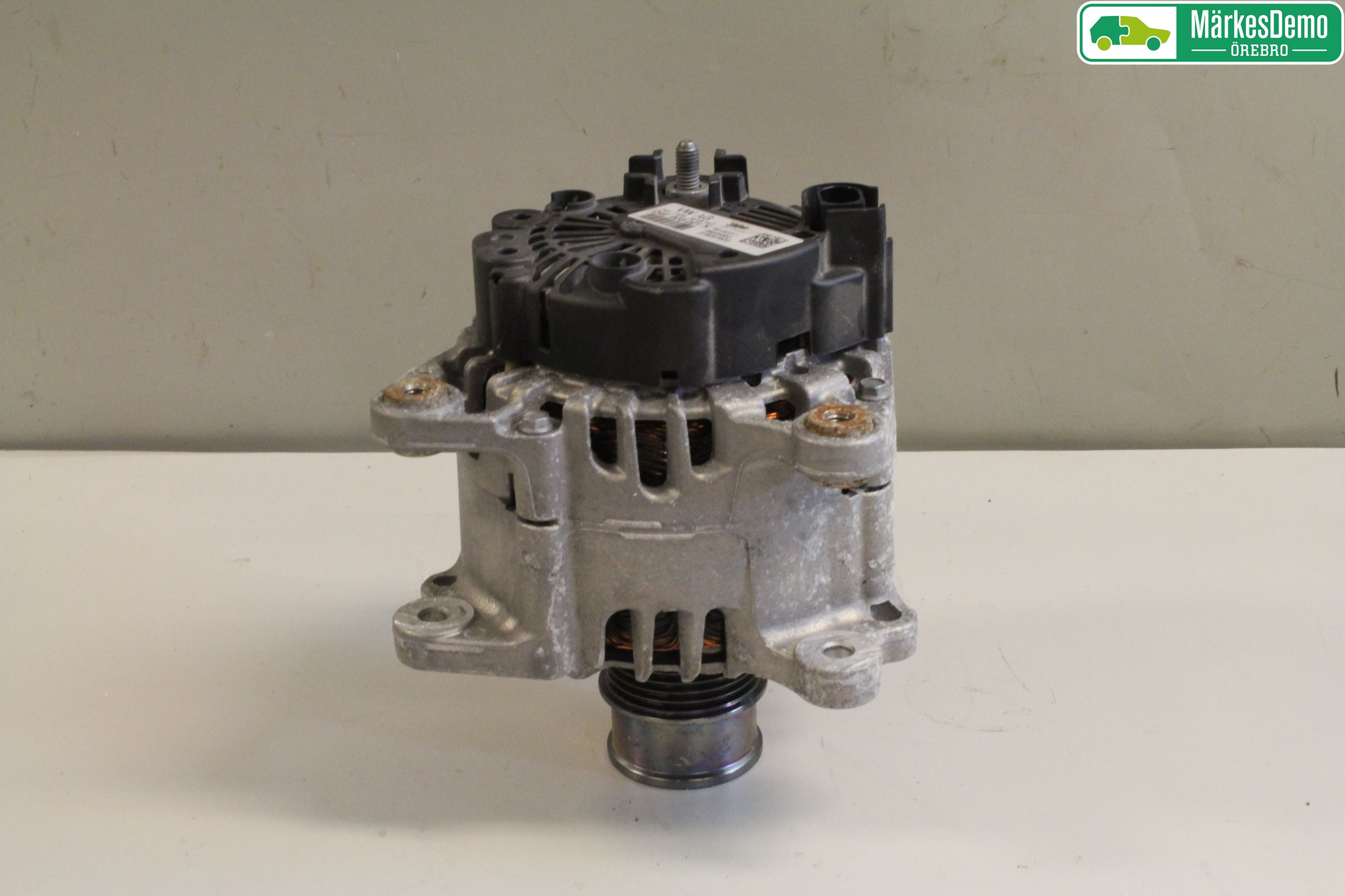 Volkswagen VW POLO 10-17 Dynamo