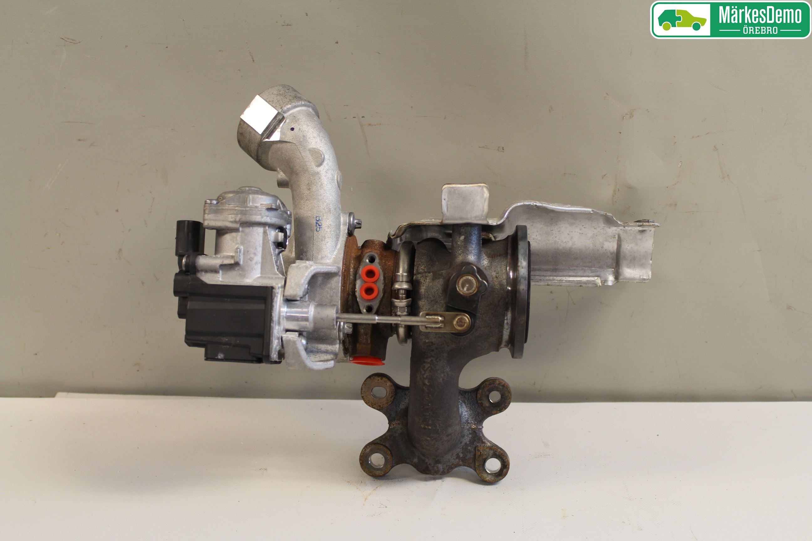 Volkswagen VW POLO 10-17 Turboaggregat