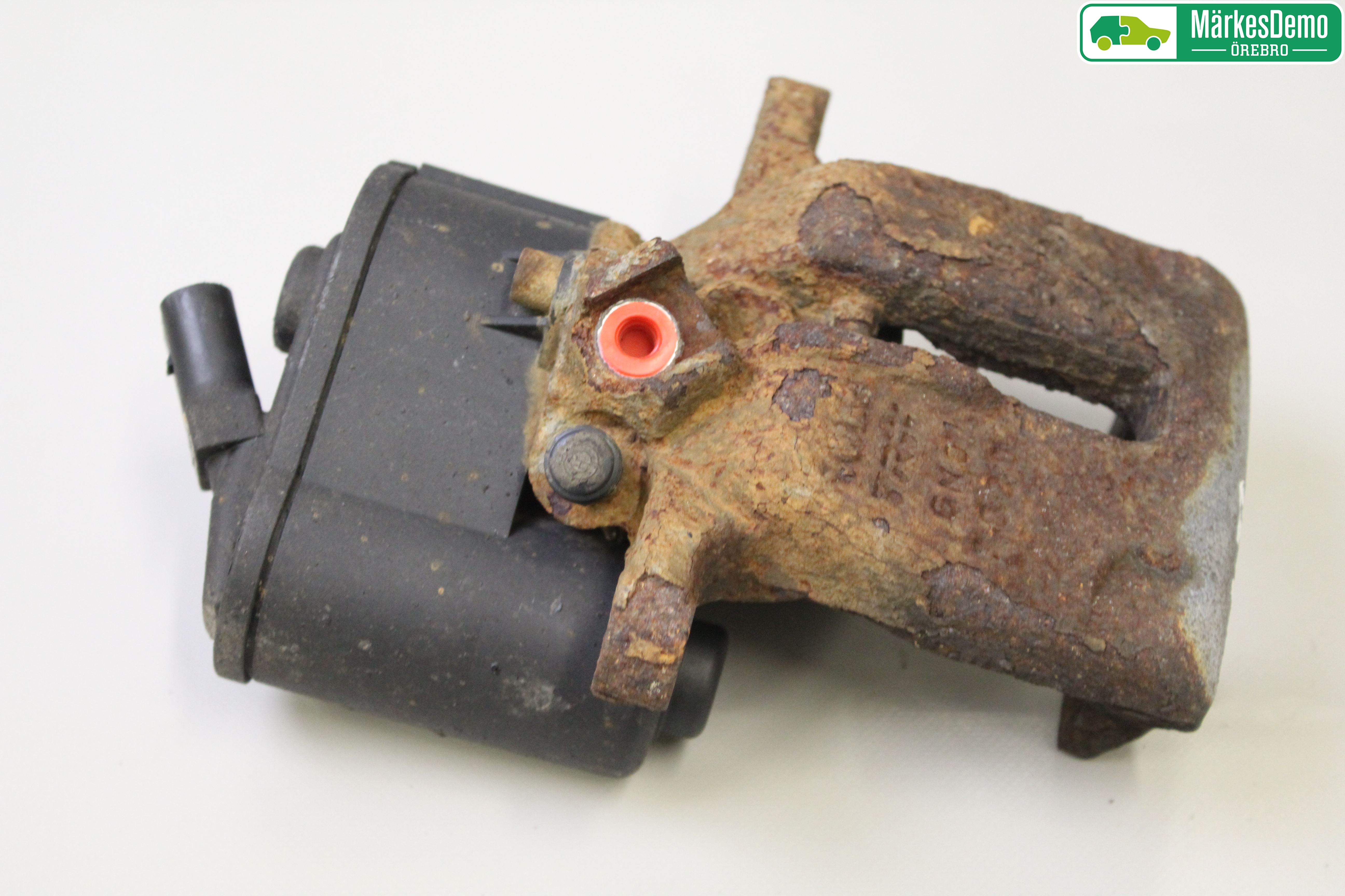 Volkswagen VW PASSAT 11-14 Bremsecaliper Bak Høyre