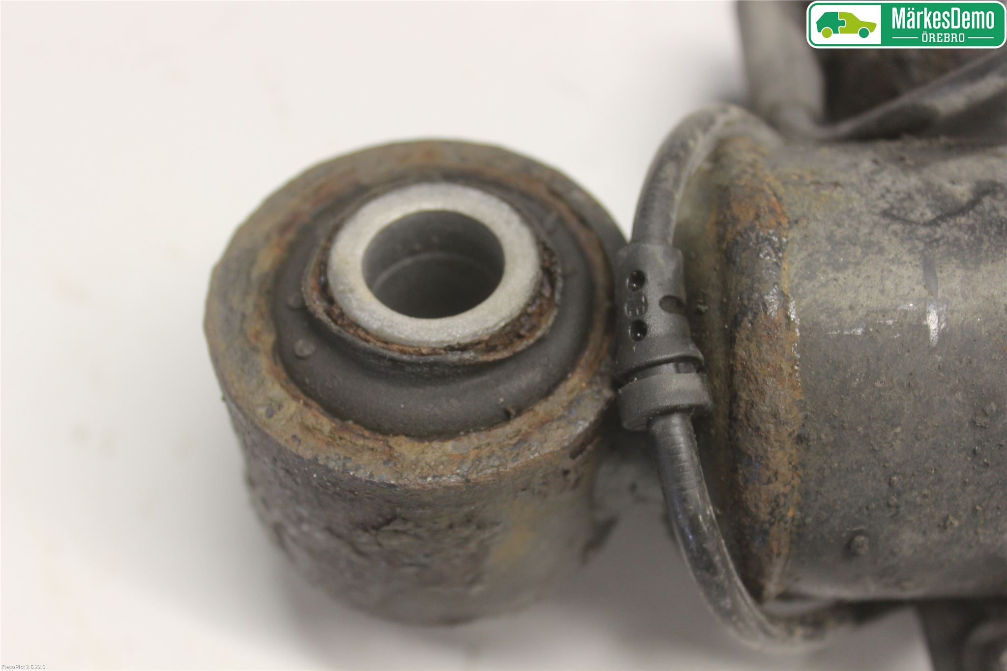 BMW 5 F10/F11/F18 09-17 Fjærbein Bak Venstre