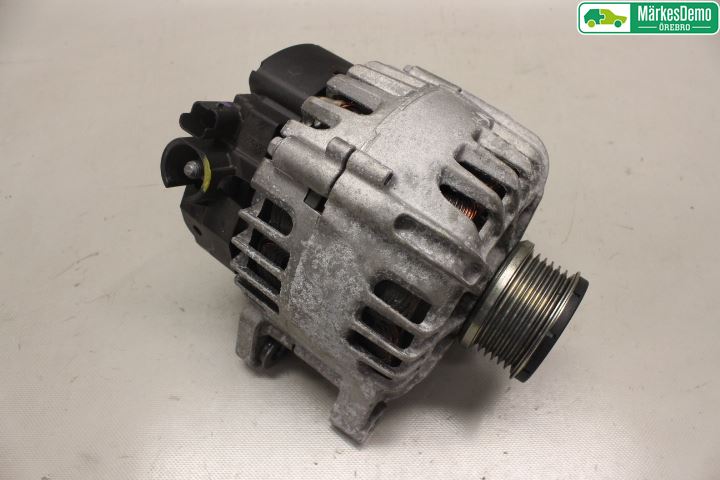 Peugeot 308 14-21 Dynamo