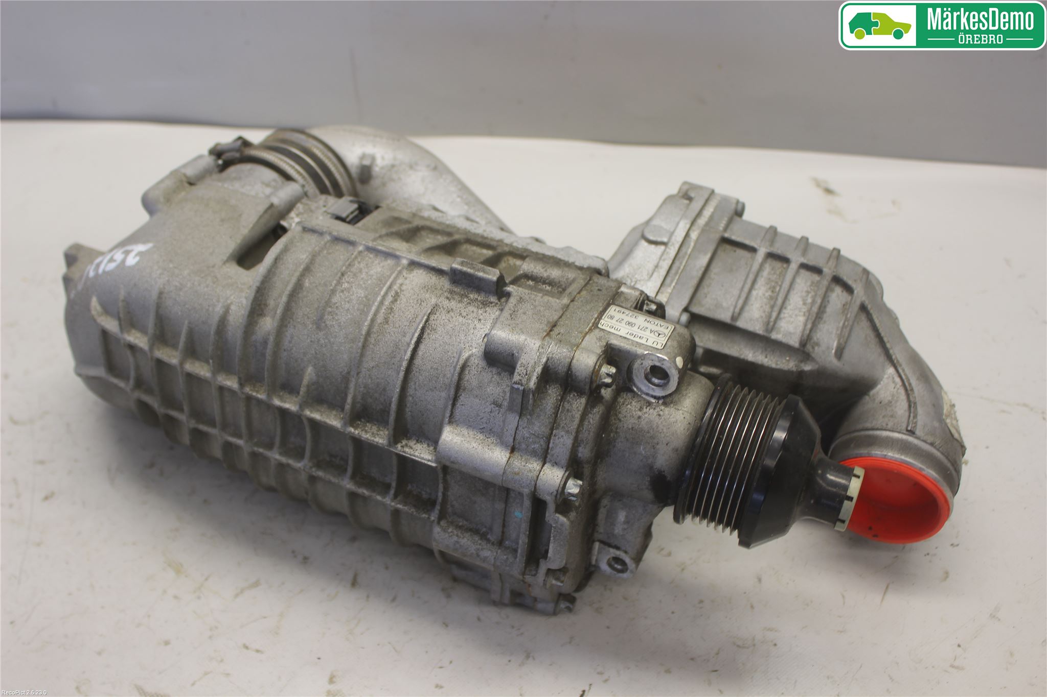 Mercedes-Benz MB E-KLASS (W211) 02-09 Kompressor Reimdrevet