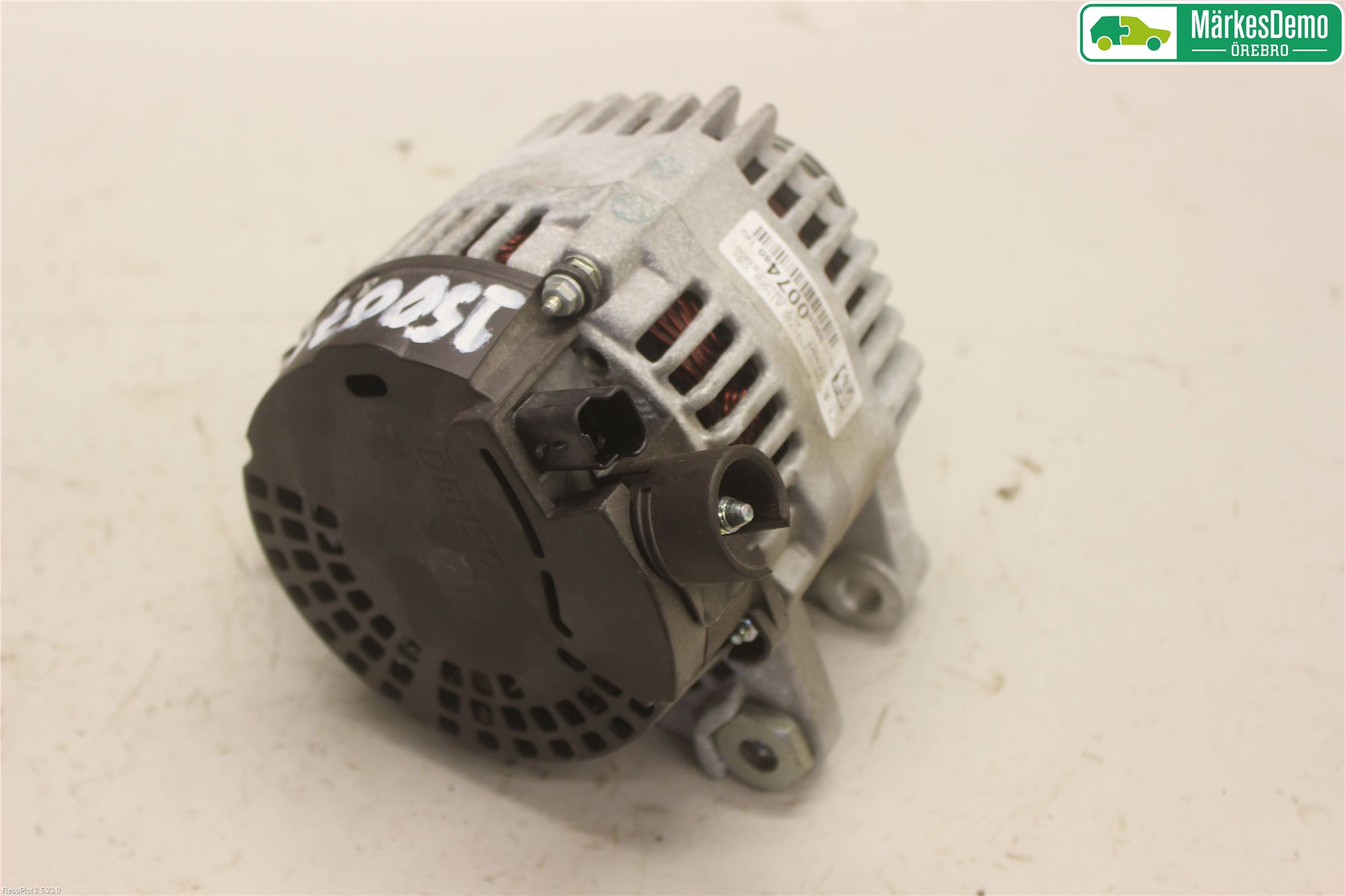 Peugeot 208 12-15 Dynamo