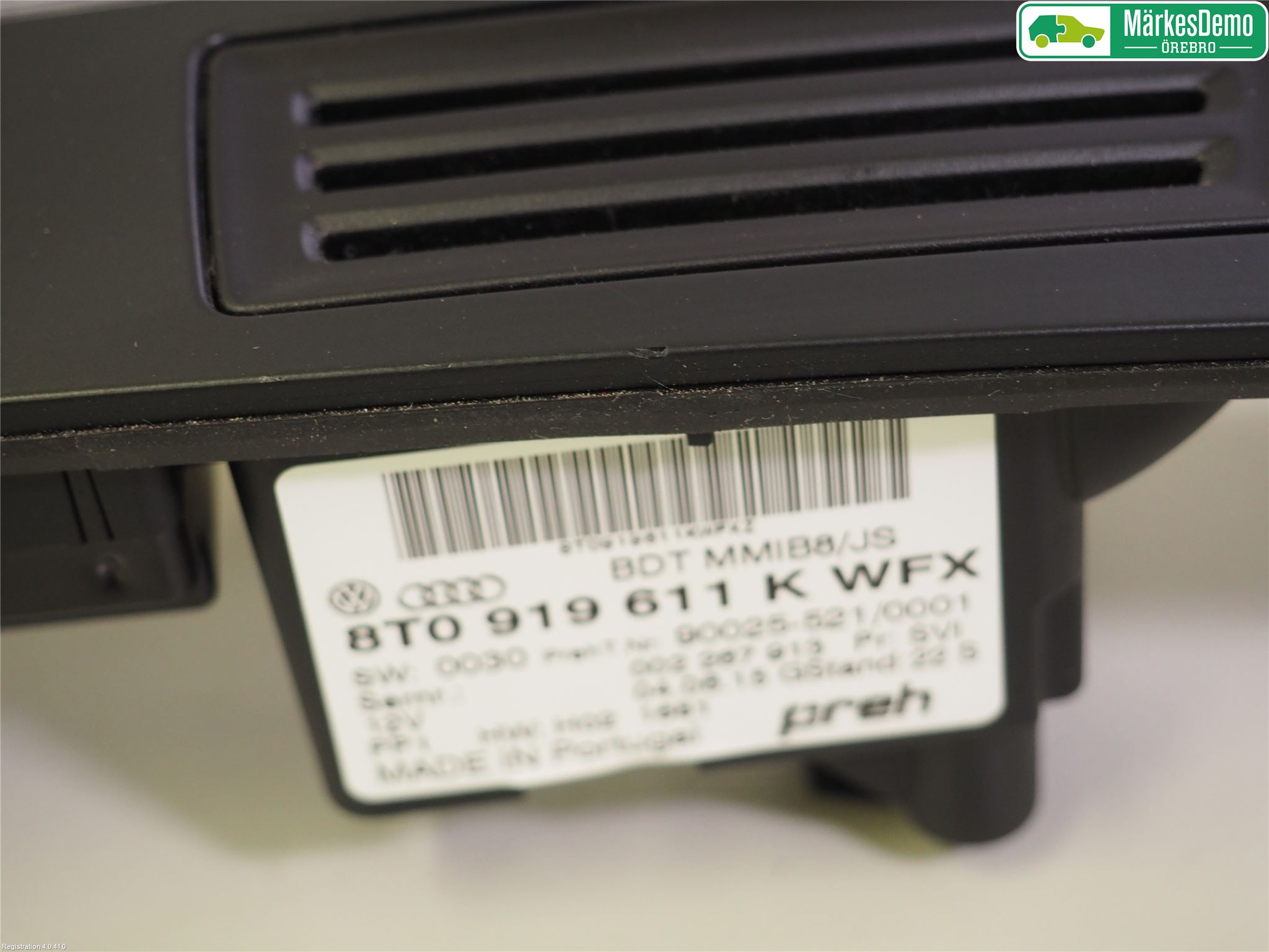 Audi A4 12-15 Innr Radio Ramme