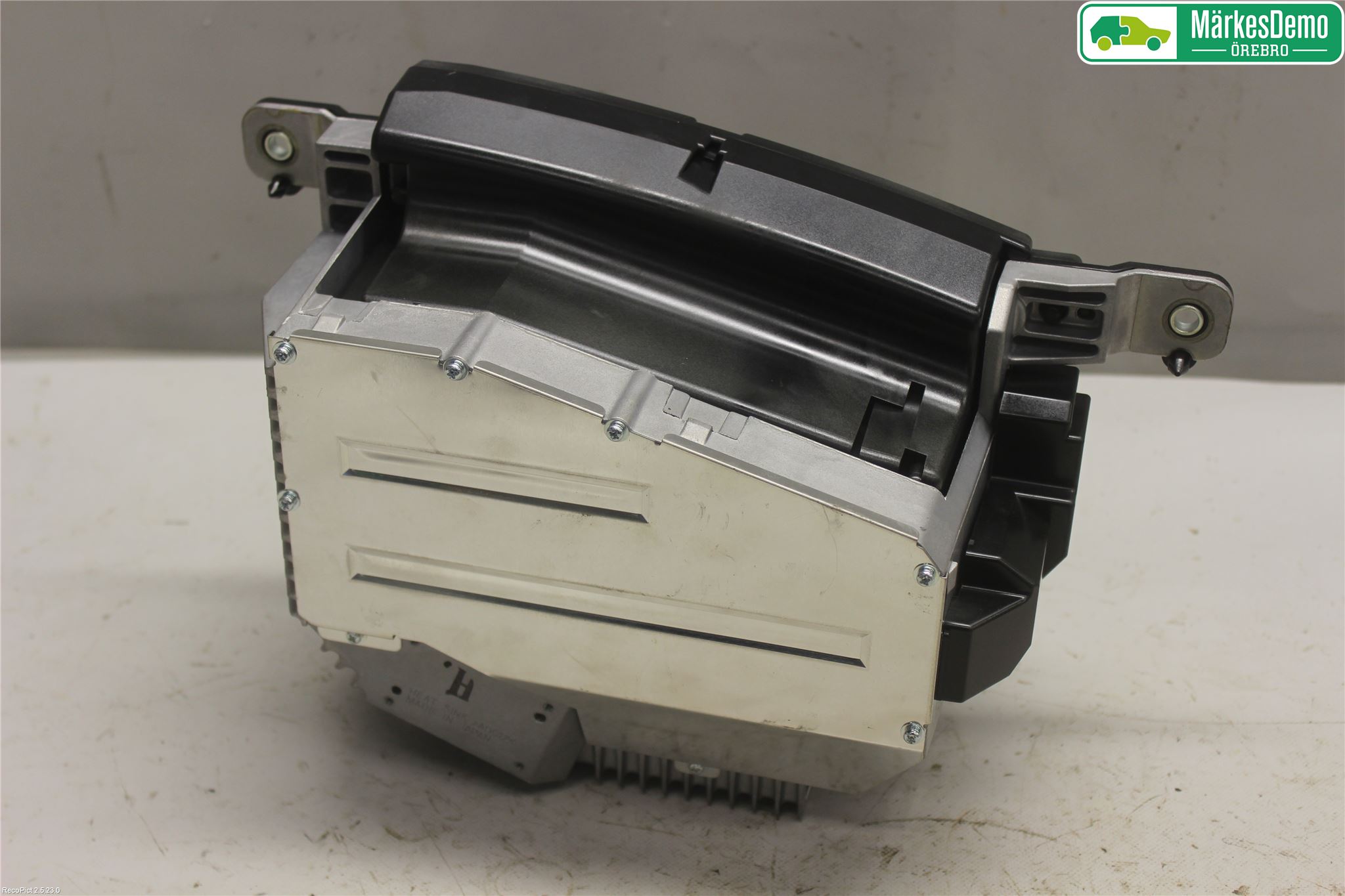 BMW X6 E71/E72   08-14 Instr Skjerm Dvd-Gps-Ac-Tlf