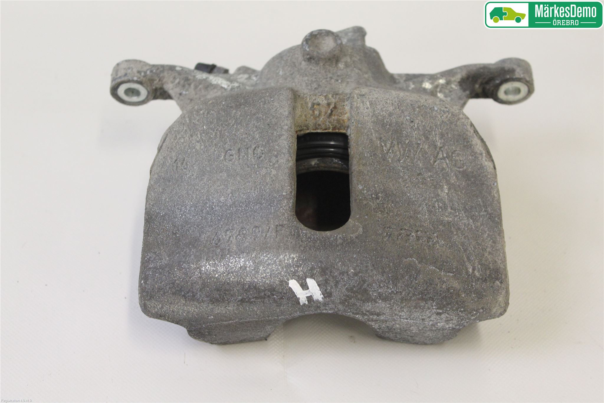 Volkswagen VW PASSAT 15-19 Bremsecaliper Foran Høyre