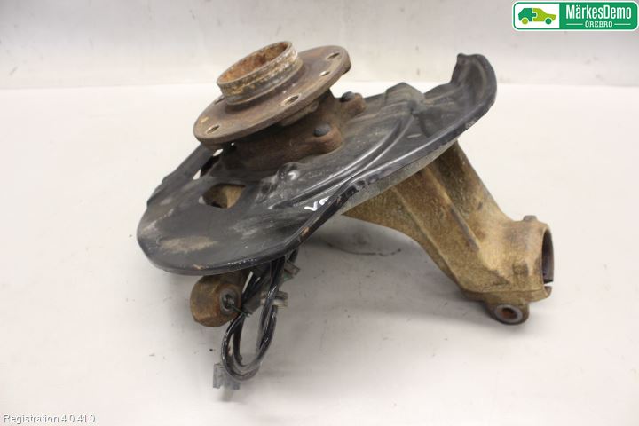 Nissan QASHQAI 14-17 Spindel Vf