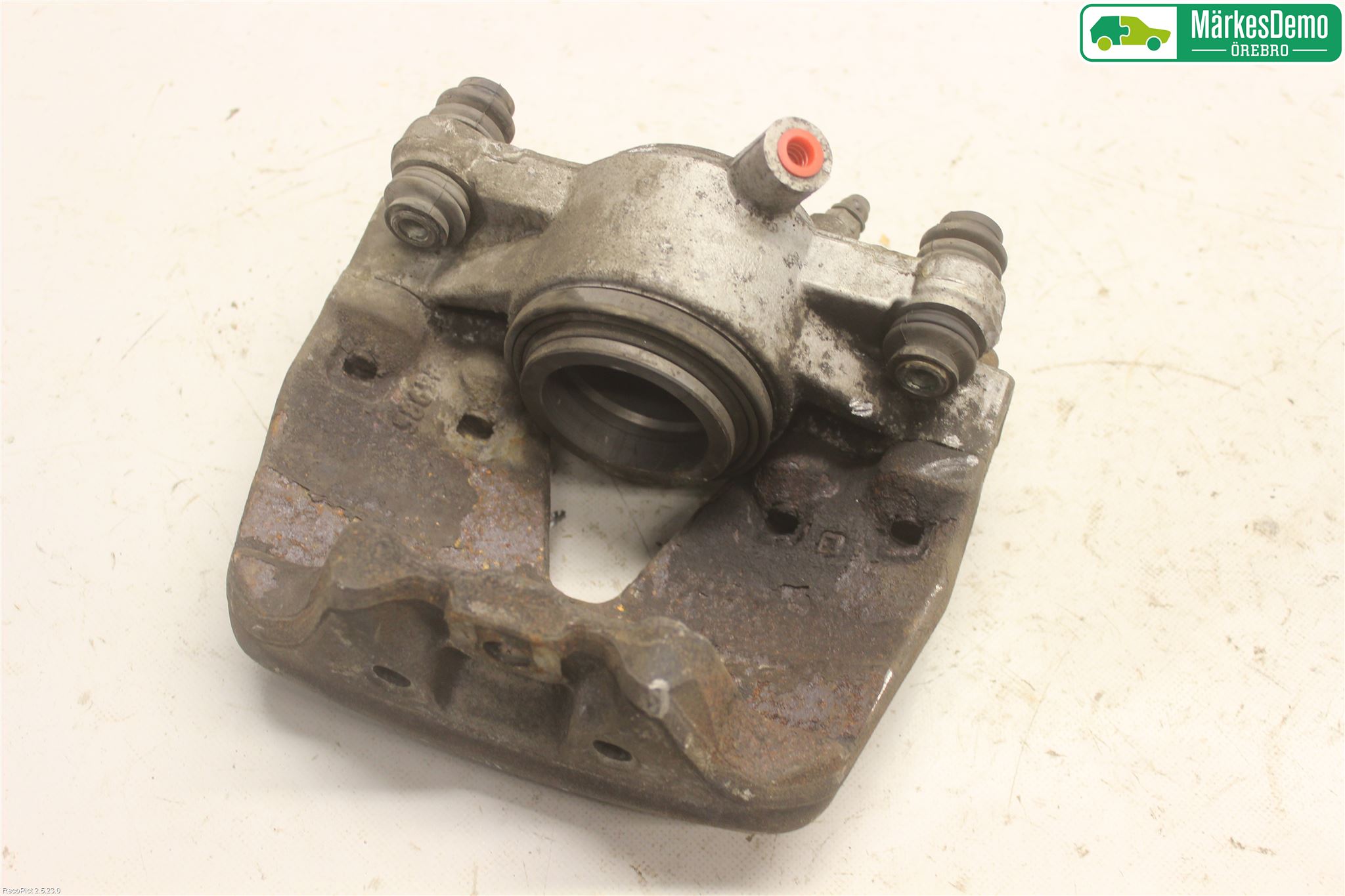 Mercedes-Benz MB E-KLASS (W212) 09-16 Bremsecaliper Foran Høyre