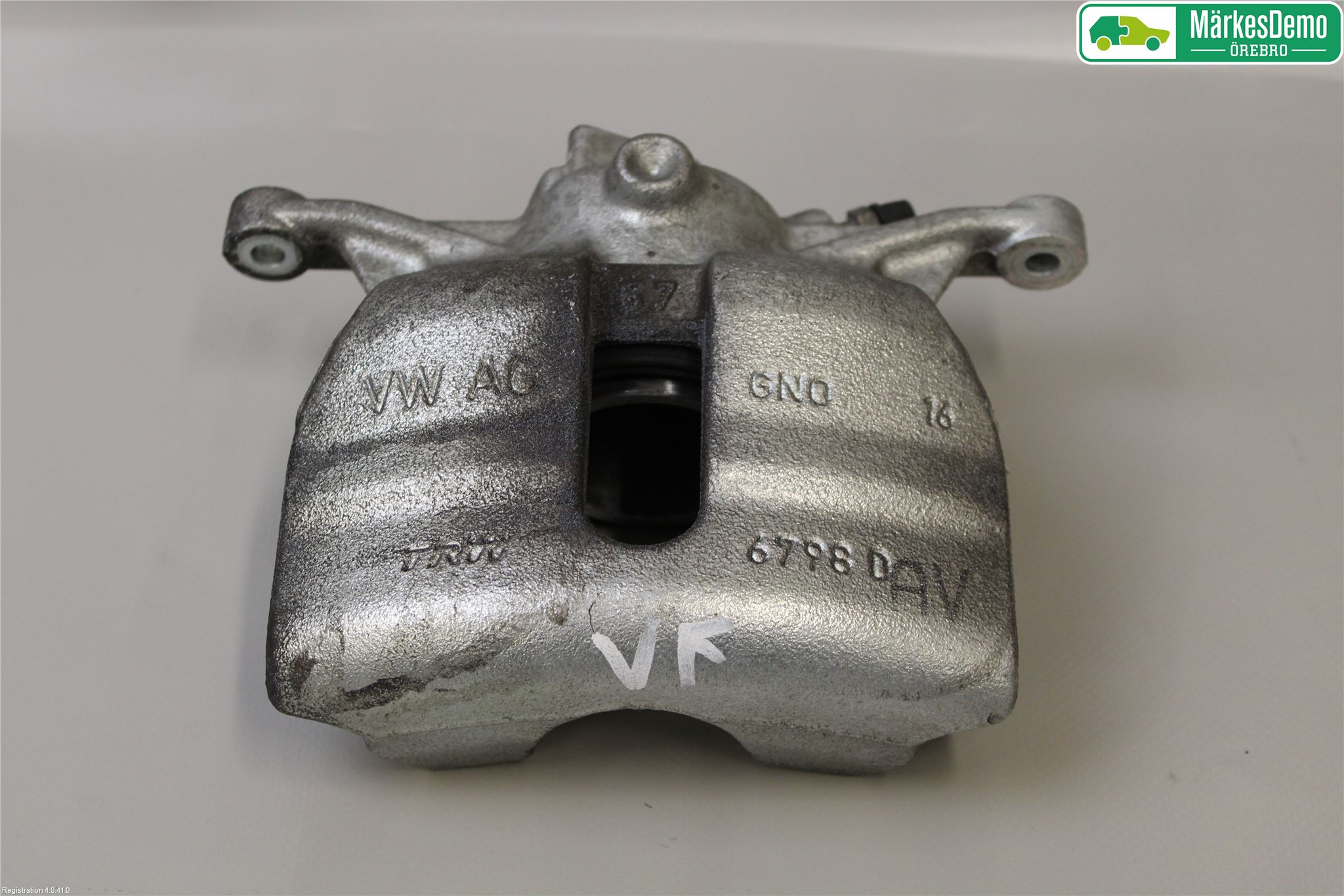 Skoda SUPERB 16-24 Bremsecaliper Foran Venstre