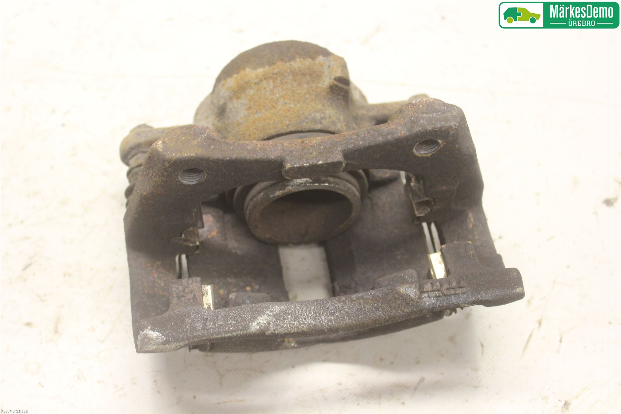 Nissan MICRA 11-16 Bremsecaliper Foran Venstre