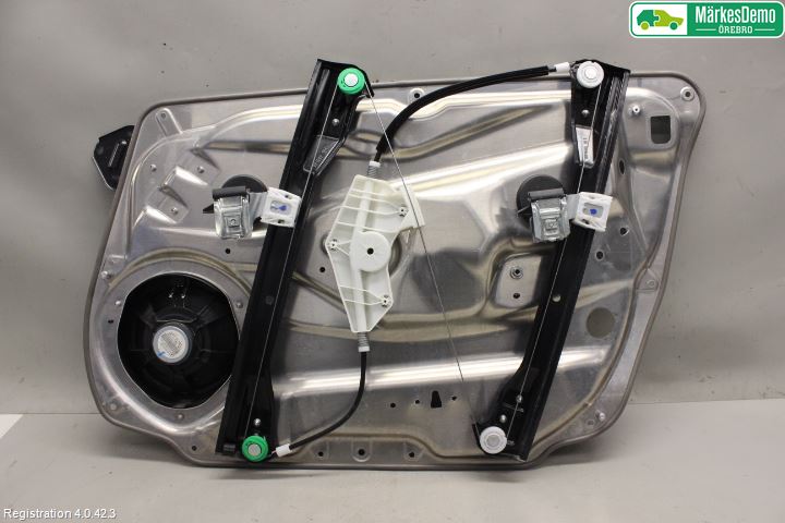 Mercedes-Benz MB E-KLASS (W212) 09-16 Vindusheis
