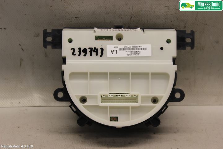 Nissan NOTE E11 06-14 Varme Ac Betjening-Display