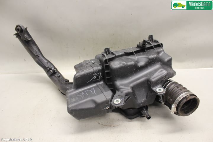 Nissan NOTE E11 06-14 Luftfilter Boks