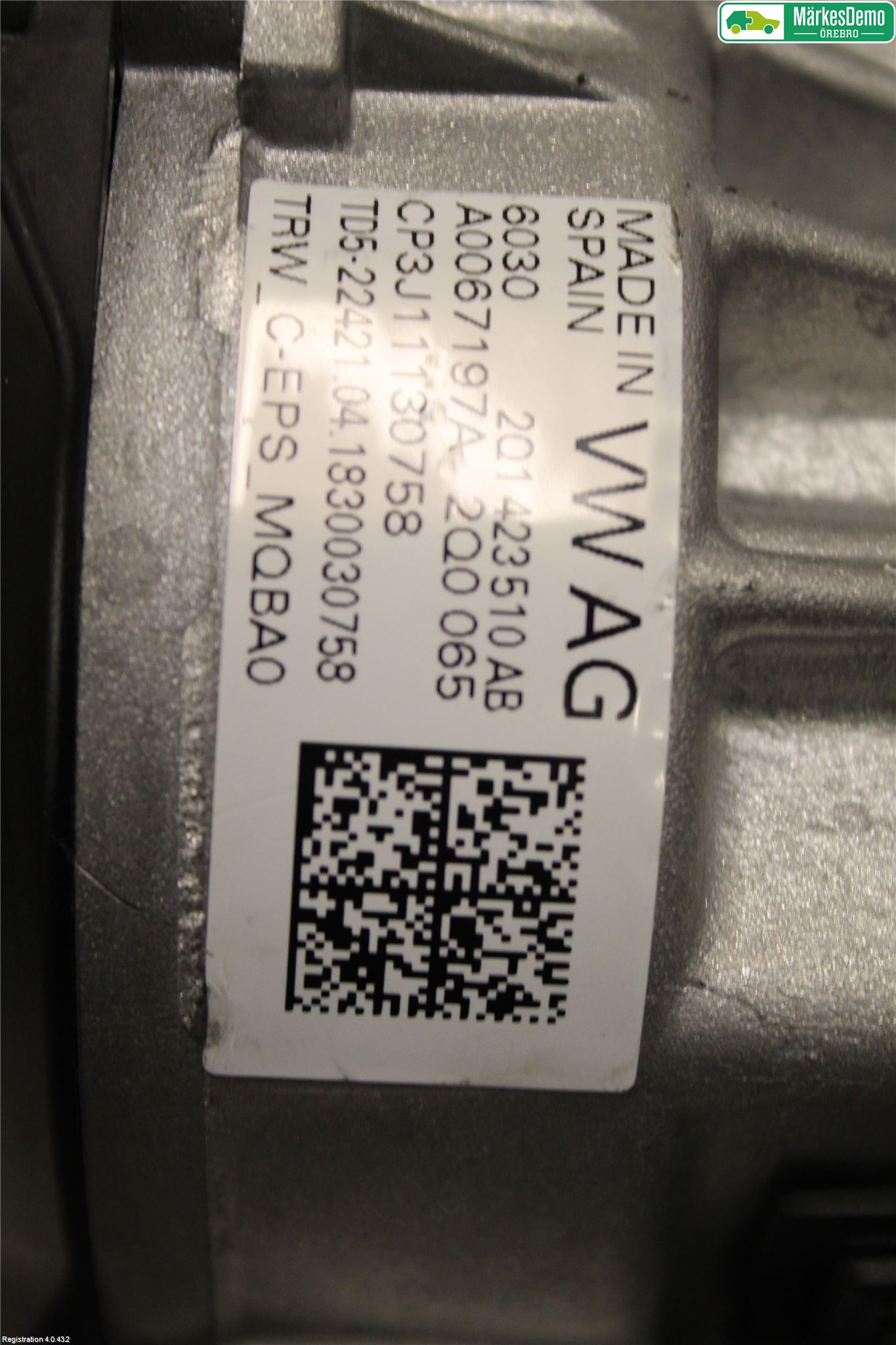 Volkswagen VW POLO VI 18->> Rattakselaggregat Innebygd Servo