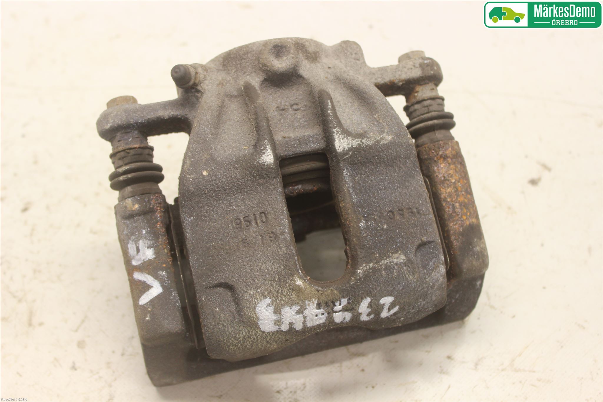 Nissan NOTE E11 06-14 Bremsecaliper Foran Venstre
