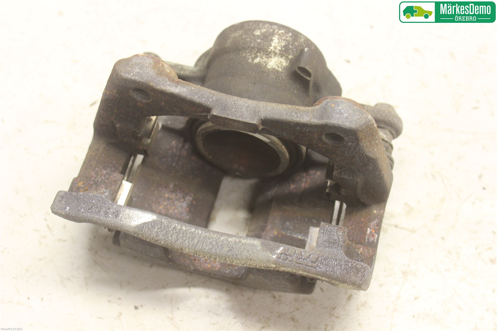 Nissan NOTE E12 14-20 Bremsecaliper Foran Høyre