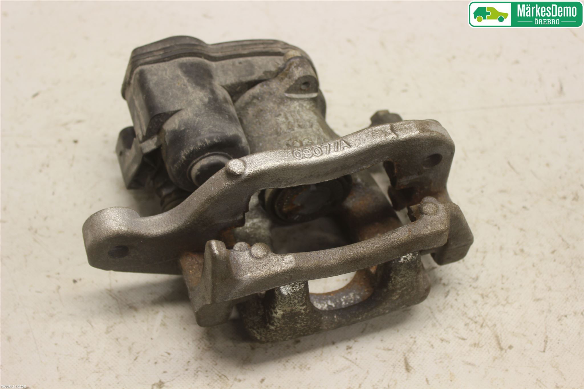 Nissan QASHQAI 14-17 Bremsecaliper Bak Høyre