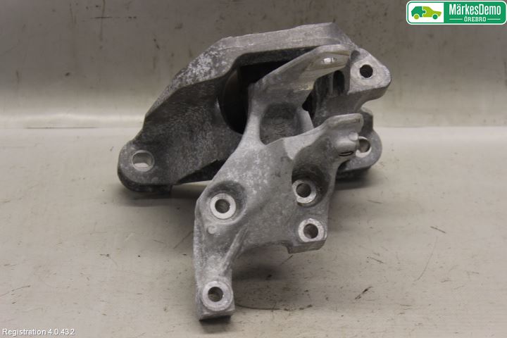 Peugeot 308 14-21 Motor Feste Stål-Alu