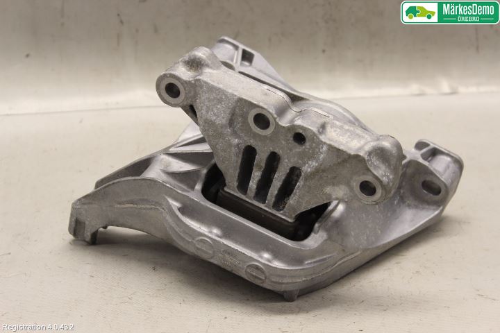Peugeot 308 14-21 Motor Feste Stål-Alu
