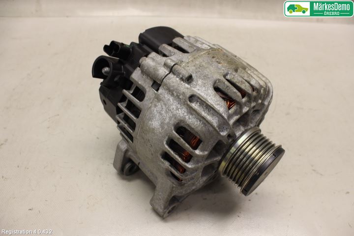 Peugeot 208 12-15 Dynamo