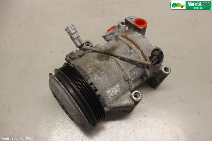Toyota VERSO-S 11-16 Varme Ac Kompressor