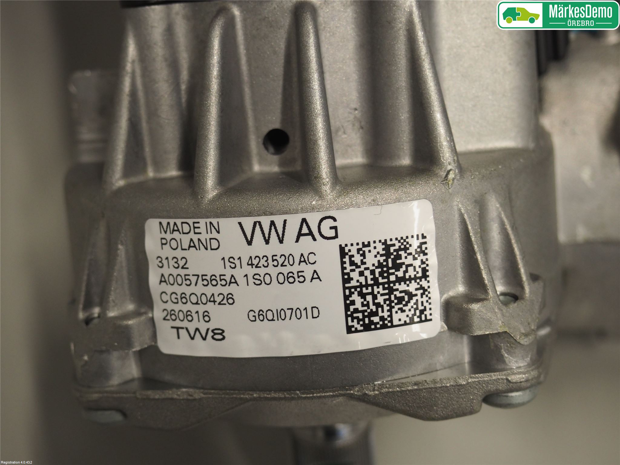 Volkswagen VW UP! / E-UP! Rattakselaggregat Innebygd Servo