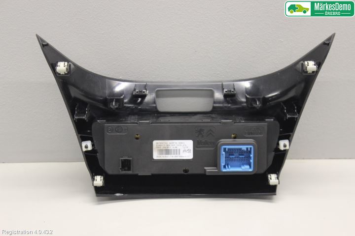Peugeot PEUGOT 208 16-19 Varme Ac Betjening-Display