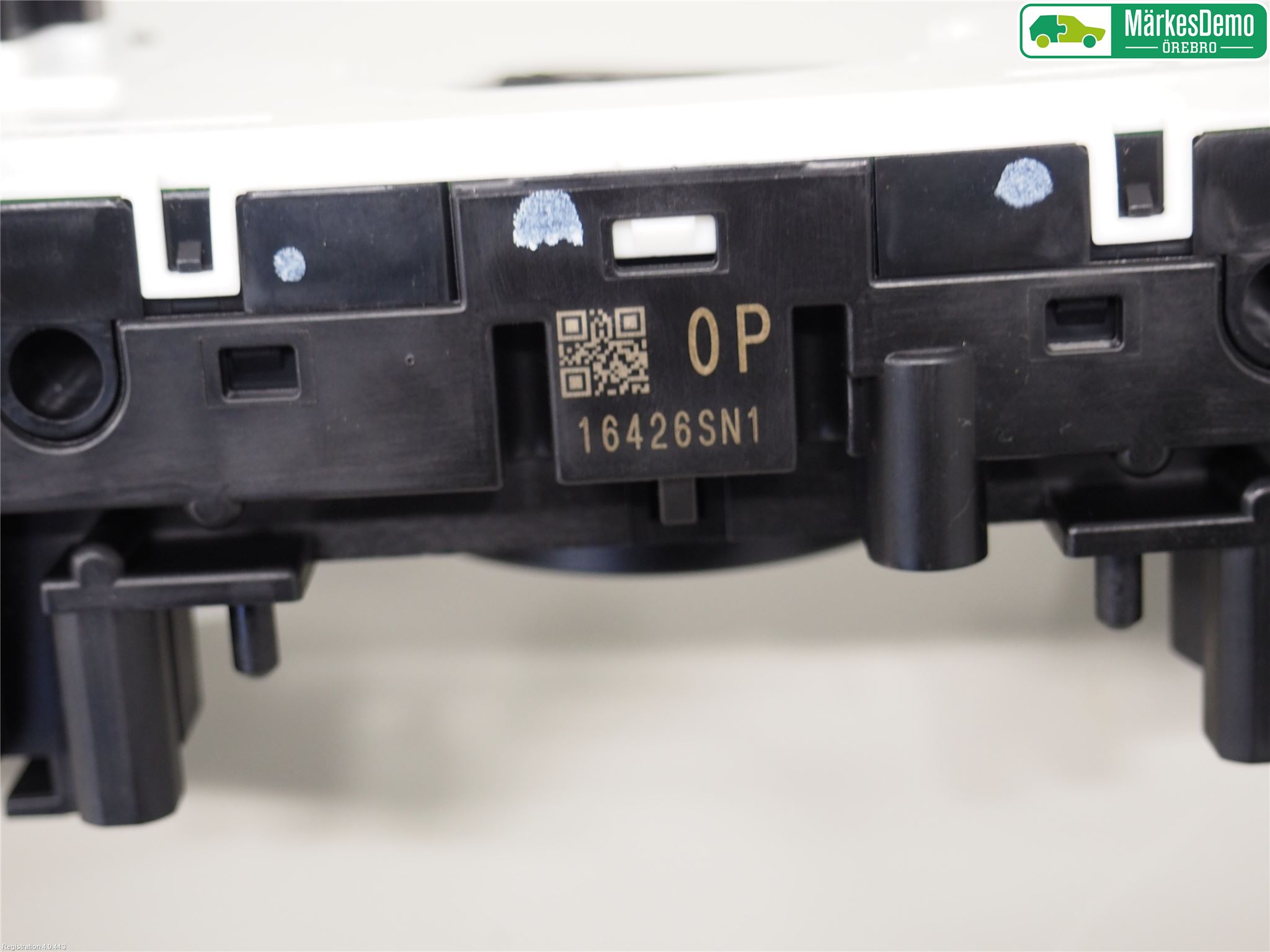 Nissan QASHQAI 14-17 Bryter Ratt Kombi H Og V