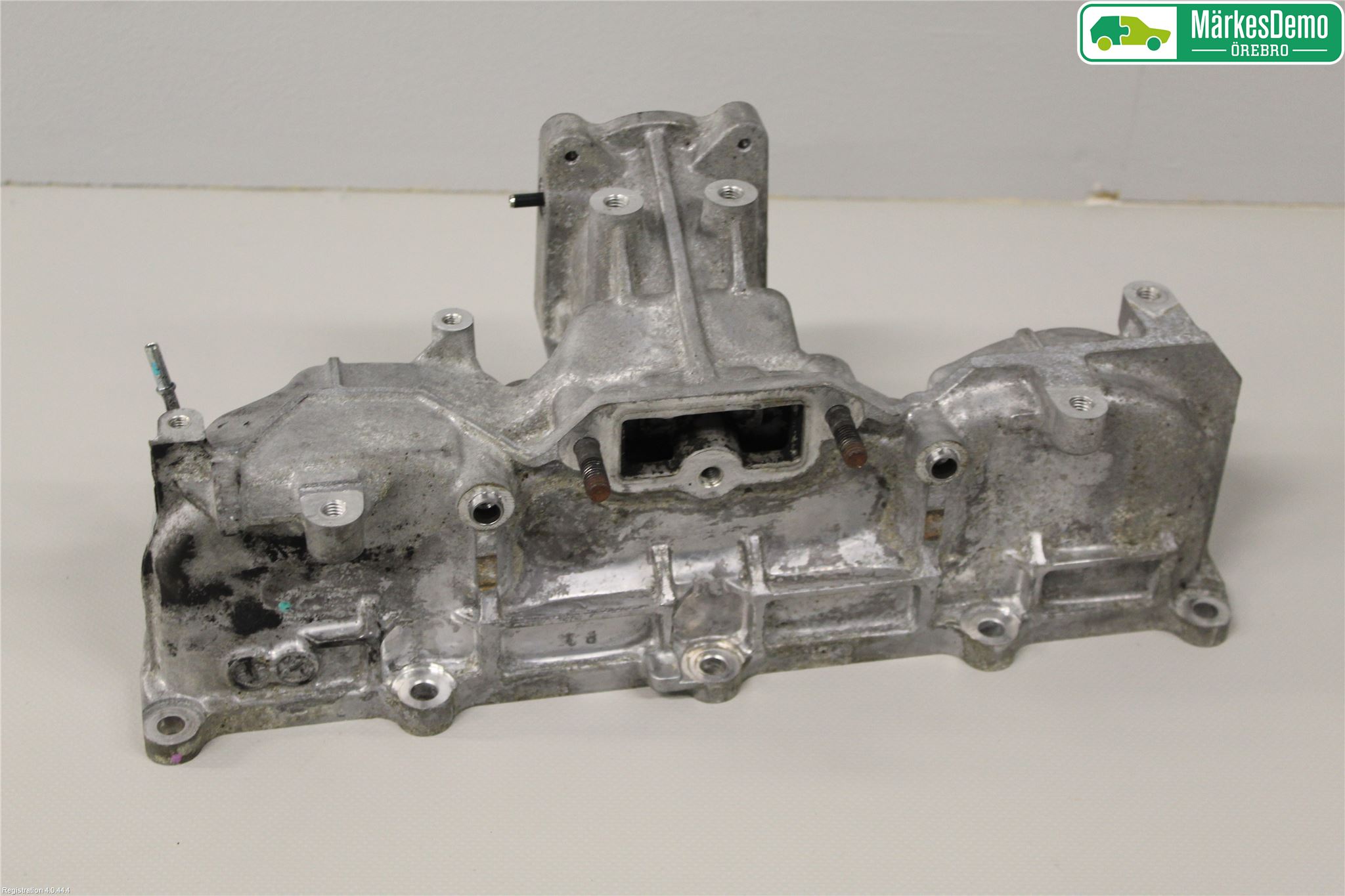 Toyota AVENSIS 09-15 Innsugningsmanifold