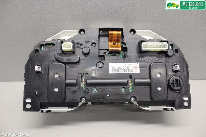 Nissan QASHQAI 14-17 Instr Kombinert