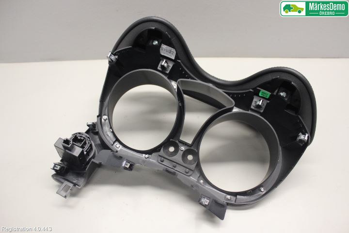 Nissan JUKE 14-19 Instrument Ramme
