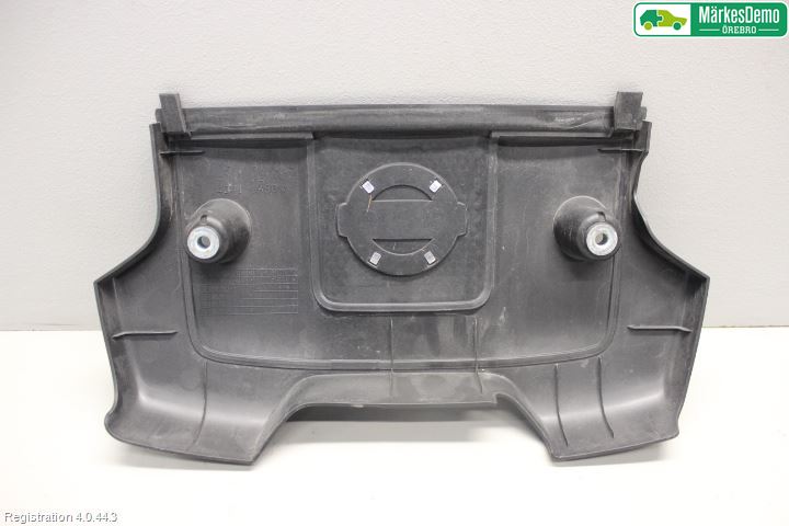 Nissan 370Z Motor Deksel Over Motor